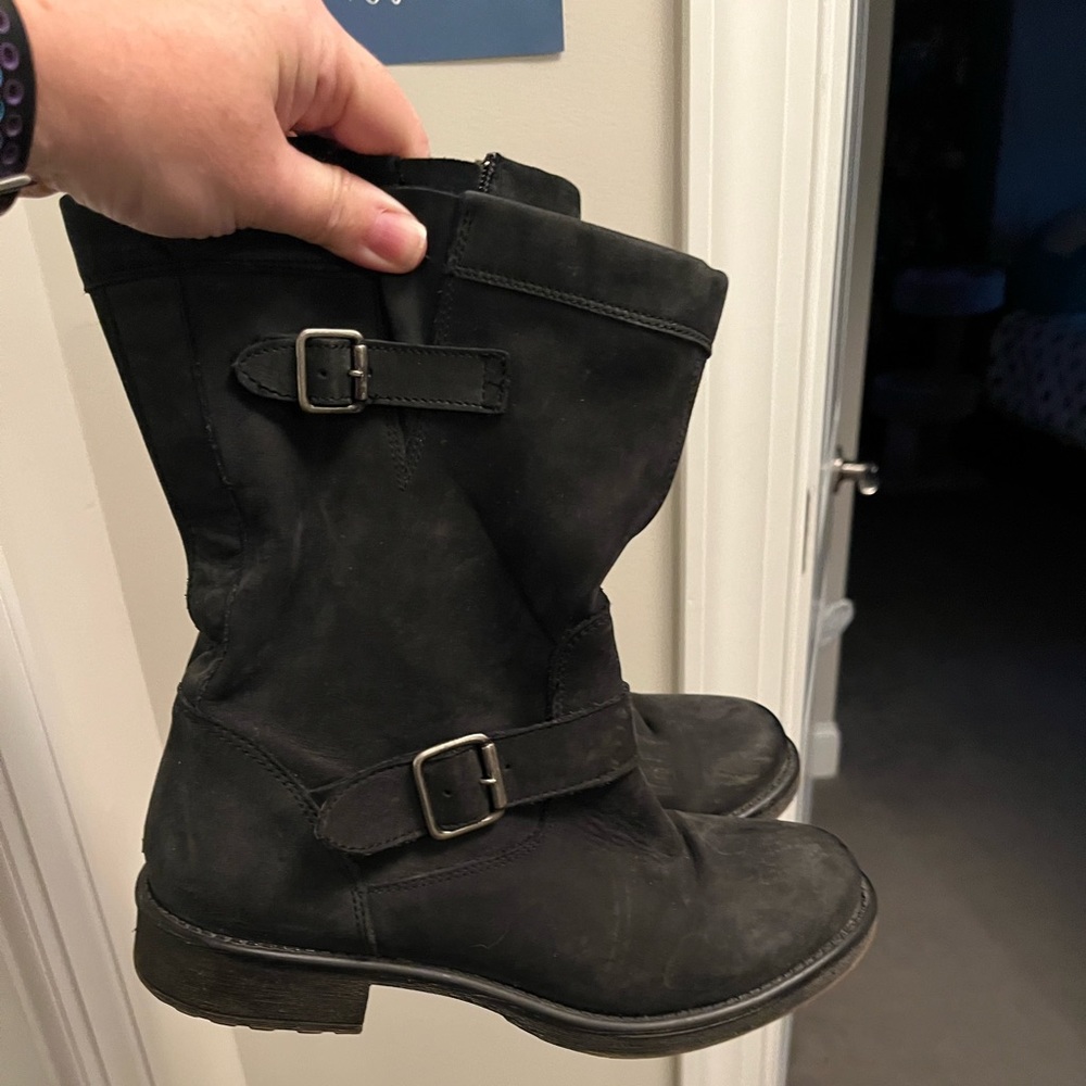 Black Leather Boots